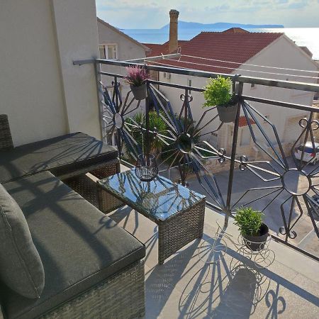 Seaview Suites Ondina Komiža Exteriér fotografie