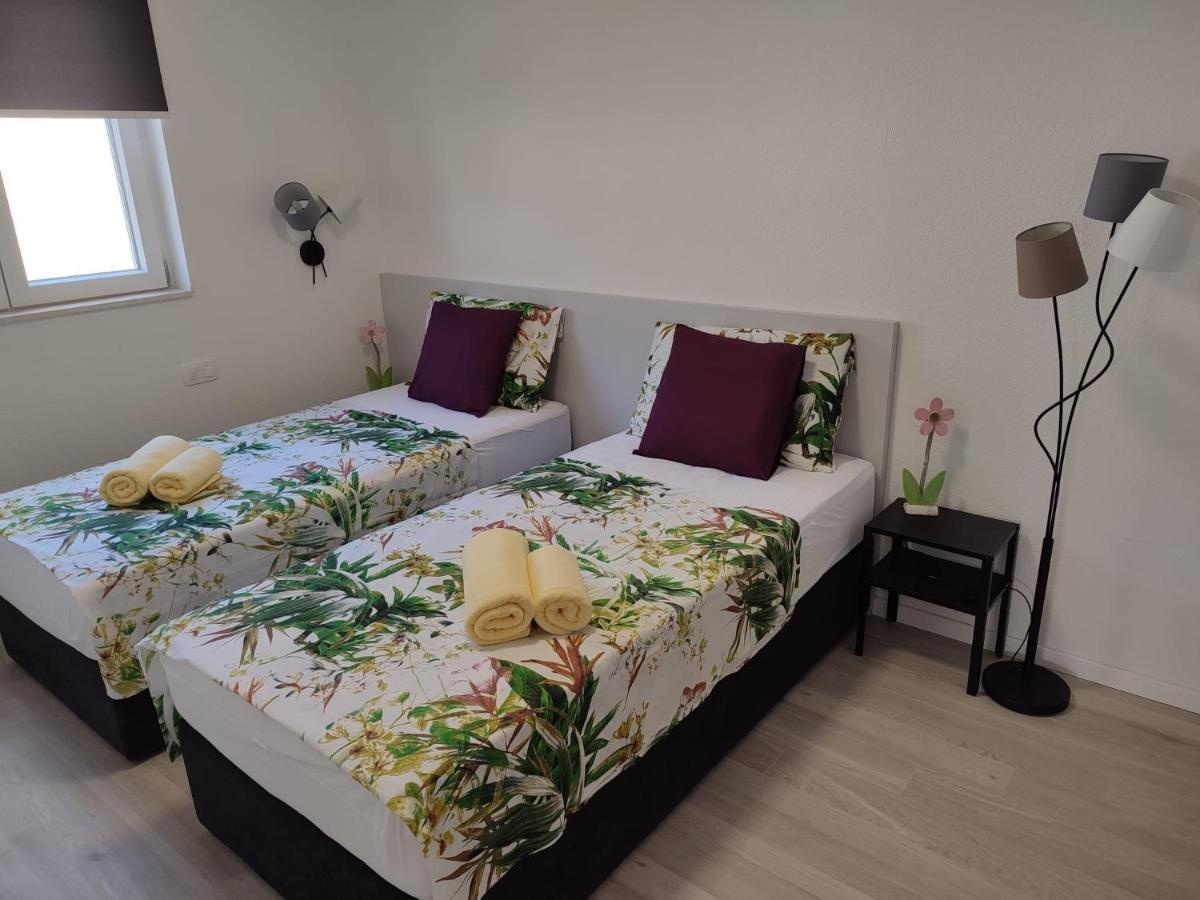 Seaview Suites Ondina Komiža Exteriér fotografie