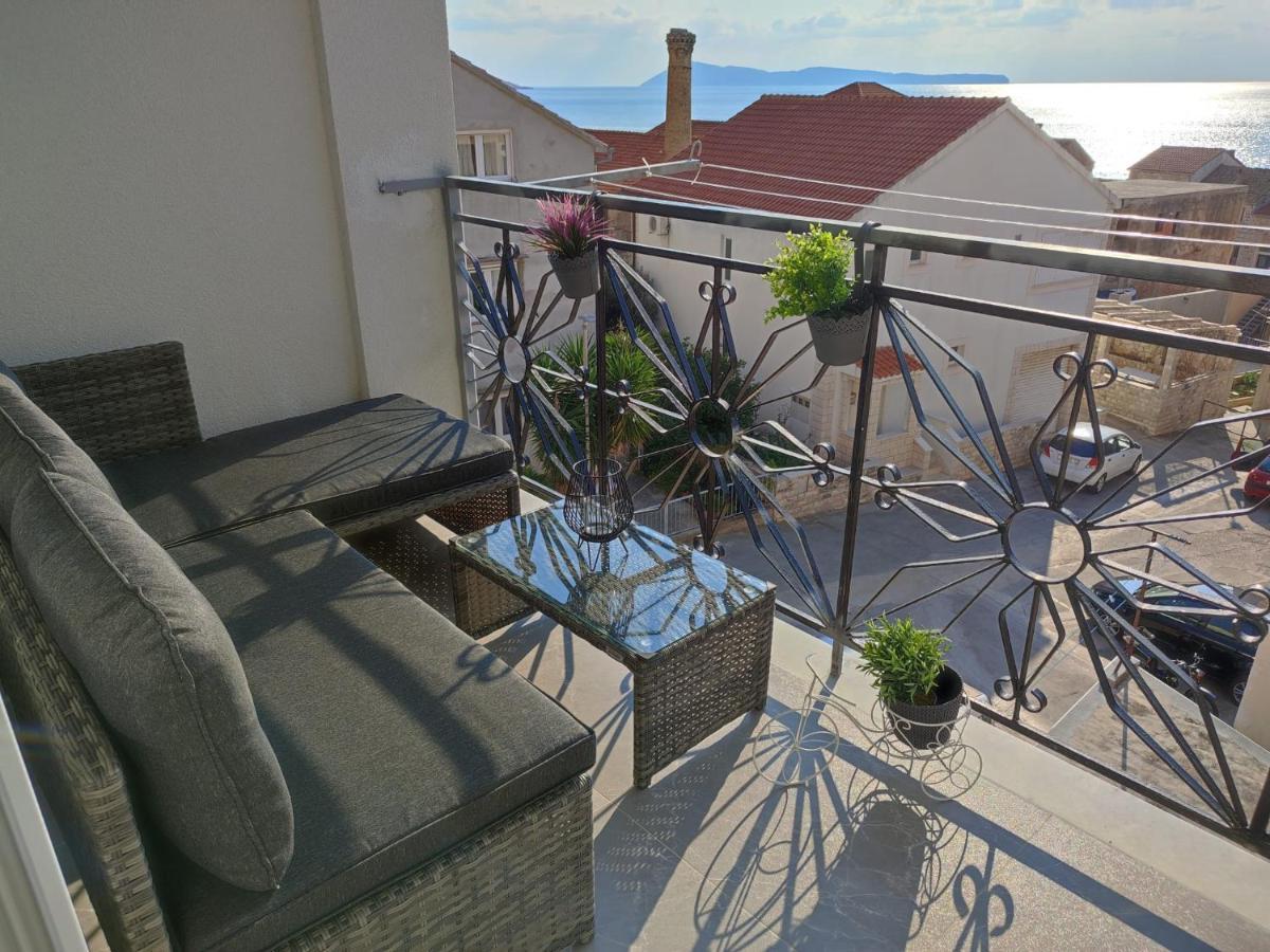 Seaview Suites Ondina Komiža Exteriér fotografie